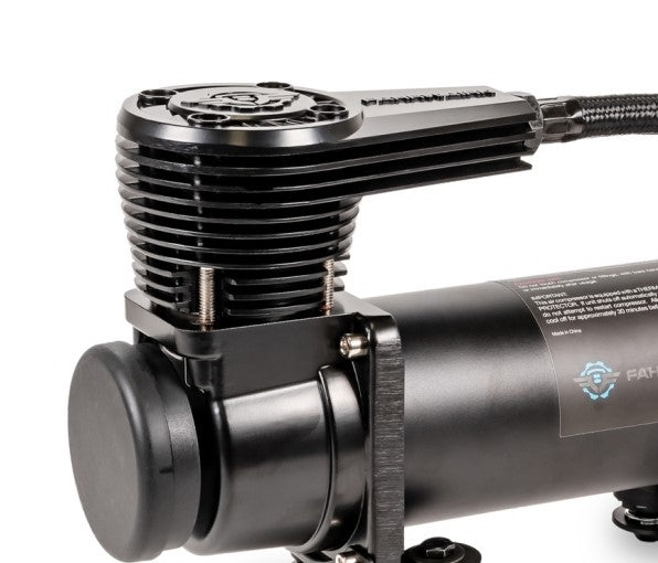 STREETEC comp1 Twin Kompressor Sort Matt (2 stk)